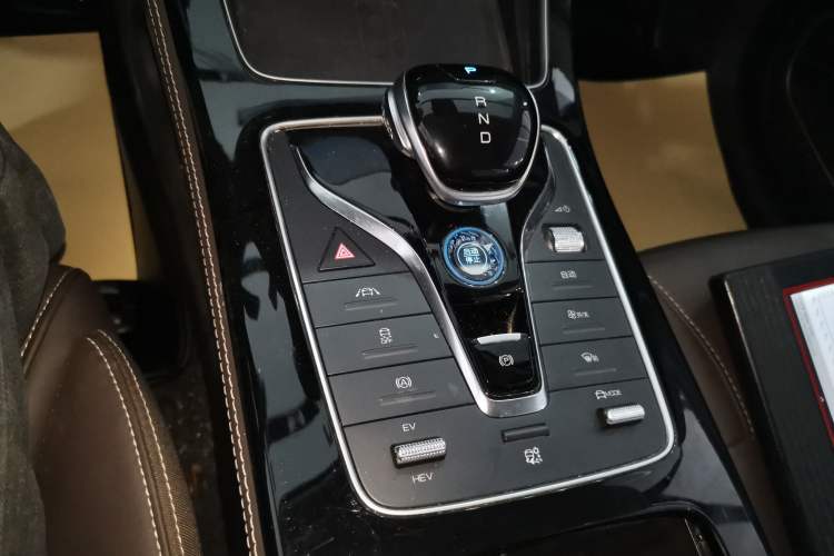 Used BYD Song MAX New Energy 2022 DM-i 105KM Flagship Model Gear Lever
