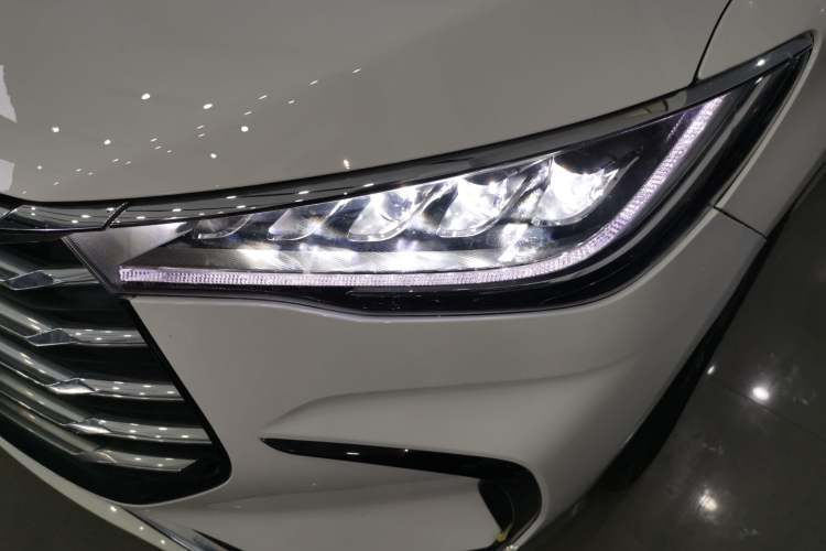 Used BYD Song MAX New Energy 2022 DM-i 105KM Flagship Model Left Front Headlight