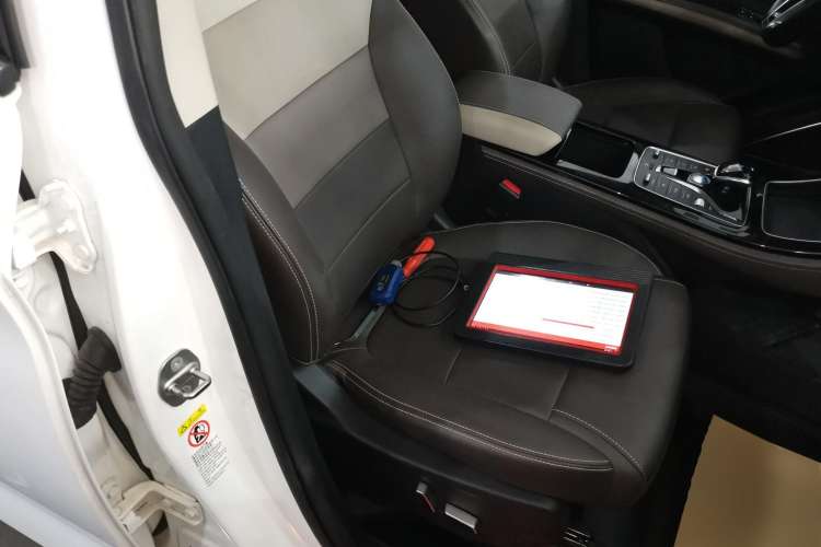 Used BYD Song MAX New Energy 2022 DM-i 105KM Flagship Model Right Front Seat