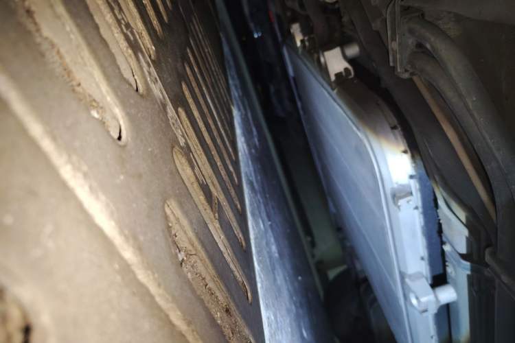 Used BYD Song MAX New Energy 2019 DM 1.5T Smart Connect Advanced 7-Seater China VI Standard Chassis Front Left