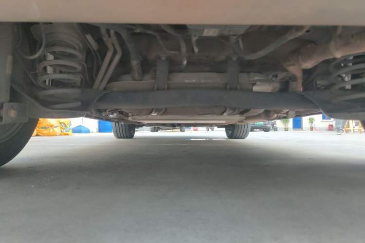 Used BYD Song MAX New Energy 2019 DM 1.5T Smart Connect Advanced 7-Seater China VI Standard Chassis Rear Left