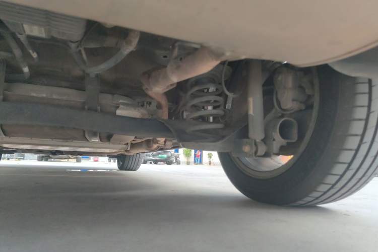 Used BYD Song MAX New Energy 2019 DM 1.5T Smart Connect Advanced 7-Seater China VI Standard Chassis Rear