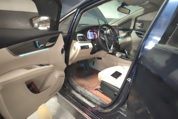 Used BYD Song MAX New Energy 2019 DM 1.5T Smart Connect Enjoyment Model 7 Seats China V Emission Standard Driver Seat