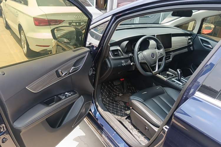 Used BYD Song MAX New Energy 2019 DM 1.5T Smart Connect Advanced 7-Seater China VI Standard Driver Seat