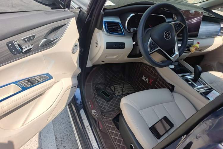Used BYD Song MAX New Energy 2019 DM 1.5T Smart Connect Zhiyao Model 6 Seats China VI Standard Driver Seat