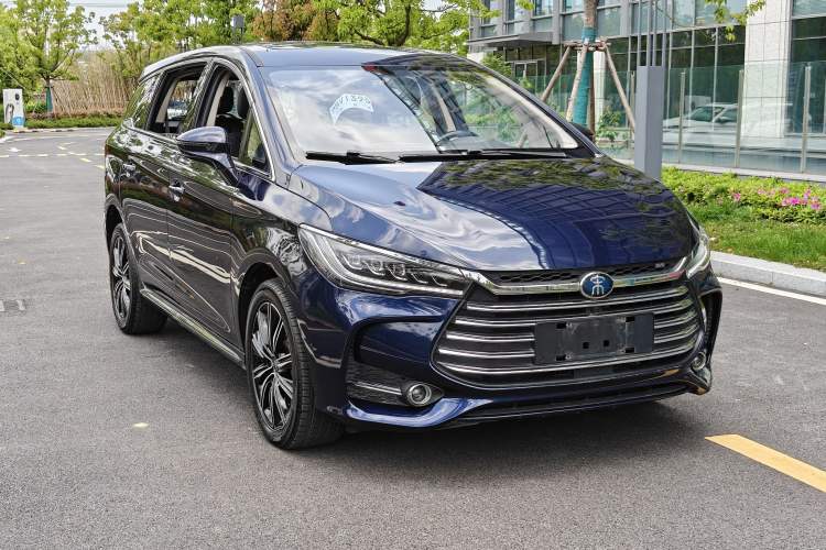 Used BYD Song MAX New Energy 2019 DM 1.5T Smart Connect Advanced 6-Seater China VI Standard Exterior 11