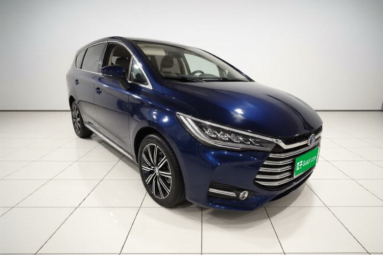 Used BYD Song MAX New Energy 2019 DM 1.5T Smart Connect Advanced 6-Seater China VI Standard Exterior 2