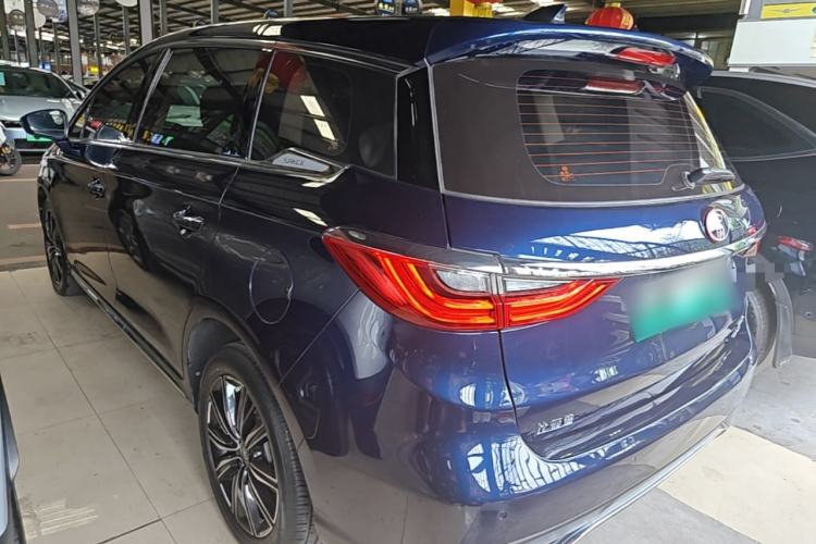 Used BYD Song MAX New Energy 2019 DM 1.5T Smart Connect Advanced 7-Seater China VI Standard Exterior 2
