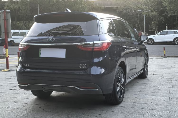 Used BYD Song MAX New Energy 2019 DM 1.5T Smart Connect Advanced 6-Seater China VI Standard Exterior 6