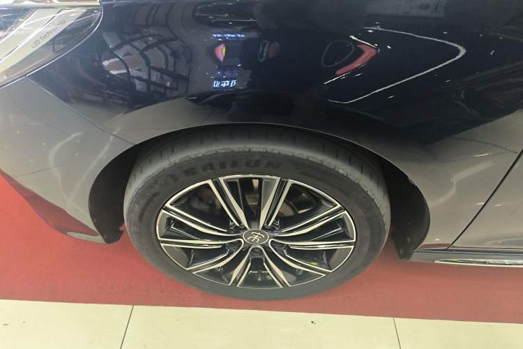 Used BYD Song MAX New Energy 2019 DM 1.5T Smart Connect Advanced 7-Seater China VI Standard Exterior 7