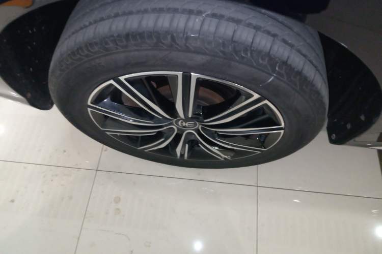 Used BYD Song MAX New Energy 2019 DM 1.5T Smart Connect Advanced 7-Seater China VI Standard Exterior 8