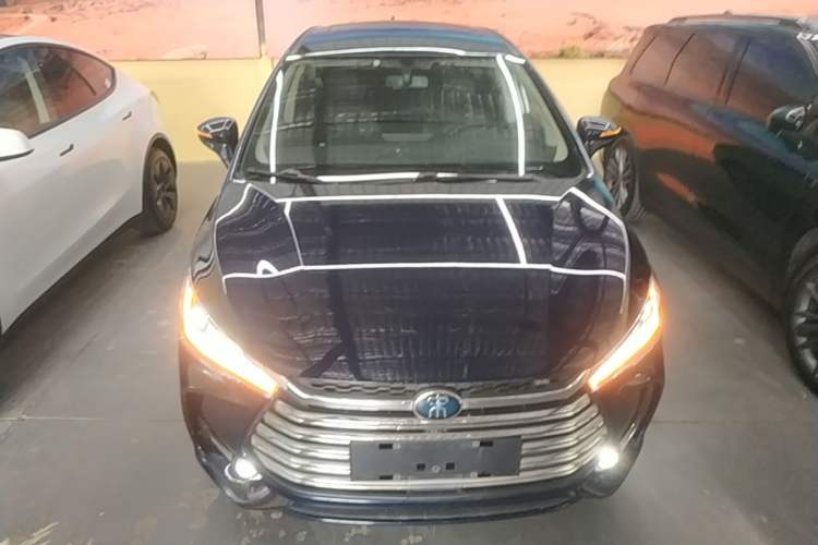 Used BYD Song MAX New Energy 2019 DM 1.5T Smart Connect Advanced 6-Seater China VI Standard Front