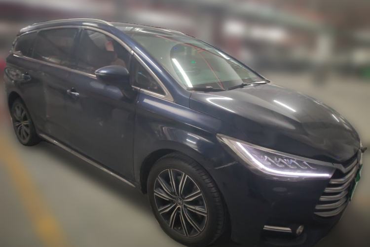 Used BYD Song MAX New Energy 2019 DM 1.5T Smart Connect Enjoyment Model 7 Seats China V Emission Standard Front Right 45 Deg