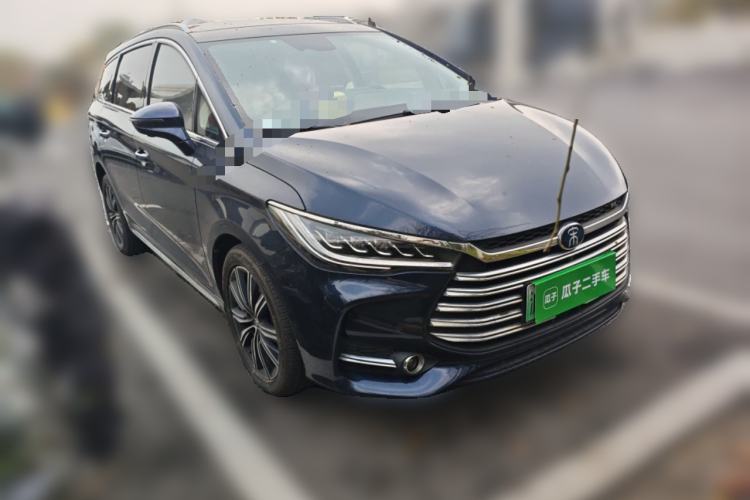 Used BYD Song MAX New Energy 2019 DM 1.5T Smart Connect Zhiyao Model 6 Seats China VI Standard Front Right 45 Deg