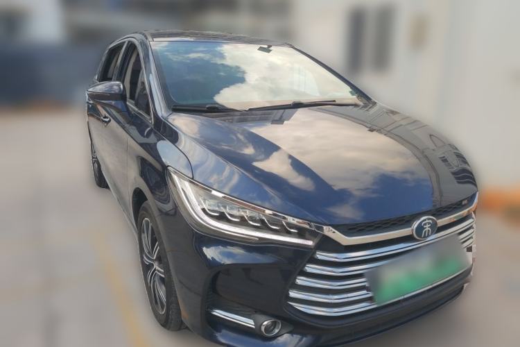 Used BYD Song MAX New Energy 2019 DM 1.5T Smart Connect Advanced 7-Seater China VI Standard Front Right 45 Deg