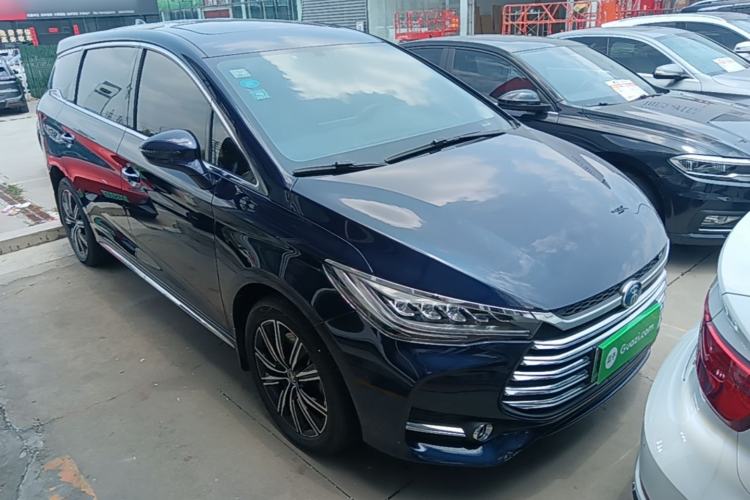 Used BYD Song MAX New Energy 2019 DM 1.5T Smart Connect Advanced 7-Seater China VI Standard Front Right 45 Deg