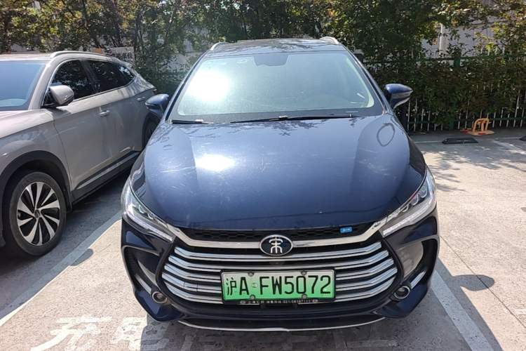 Used BYD Song MAX New Energy 2019 DM 1.5T Smart Connect Zhiyao Model 6 Seats China VI Standard Front