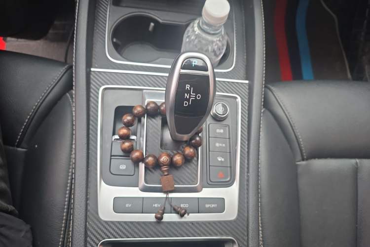 Used BYD Song MAX New Energy 2019 DM 1.5T Smart Connect Enjoyment Model 6-Seater China V Standard Gear Lever