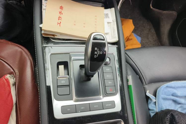 Used BYD Song MAX New Energy 2019 DM 1.5T Smart Connect Advanced 7-Seater China VI Standard Gear Lever