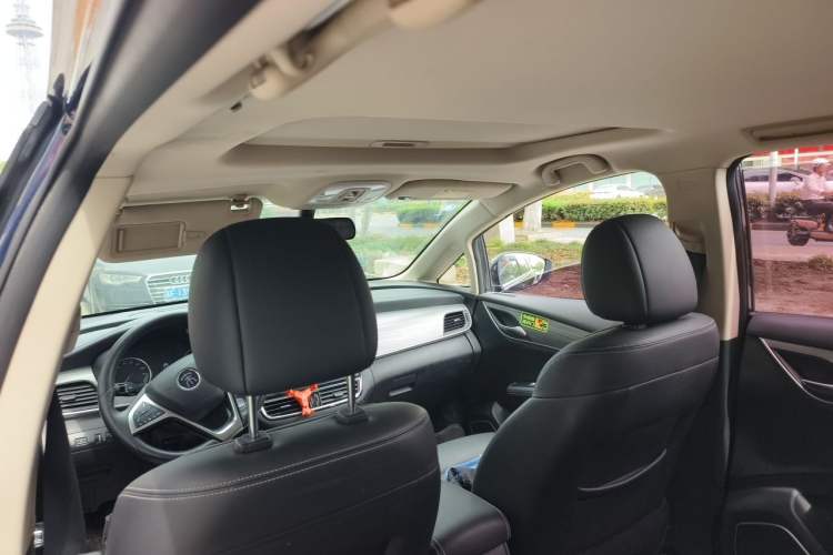 Used BYD Song MAX New Energy 2019 DM 1.5T Smart Connect Advanced 7-Seater China VI Standard Headliner