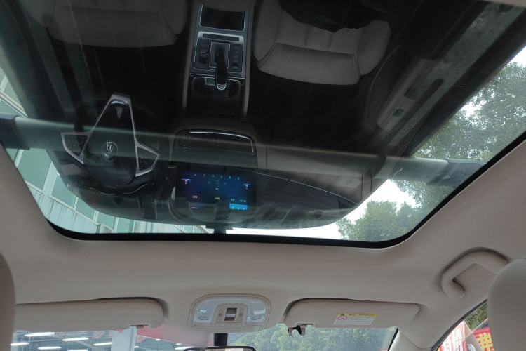 Used BYD Song MAX New Energy 2019 DM 1.5T Smart Connect Enjoyment Model 7 Seats China V Emission Standard Headliner