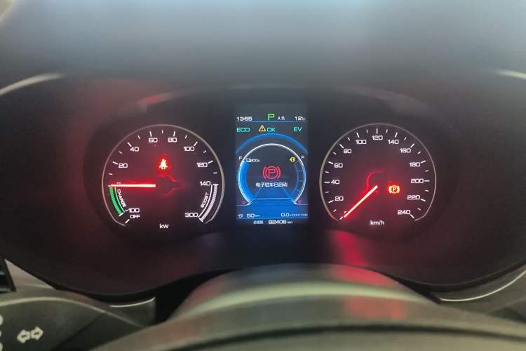 Used BYD Song MAX New Energy 2019 DM 1.5T Smart Connect Advanced 7-Seater China VI Standard Instrument Cluster