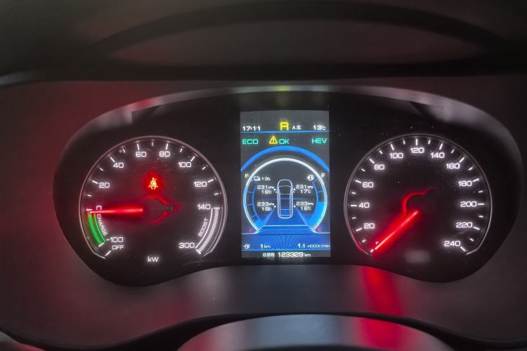 Used BYD Song MAX New Energy 2019 DM 1.5T Smart Connect Advanced 6-Seater China VI Standard Instrument Cluster