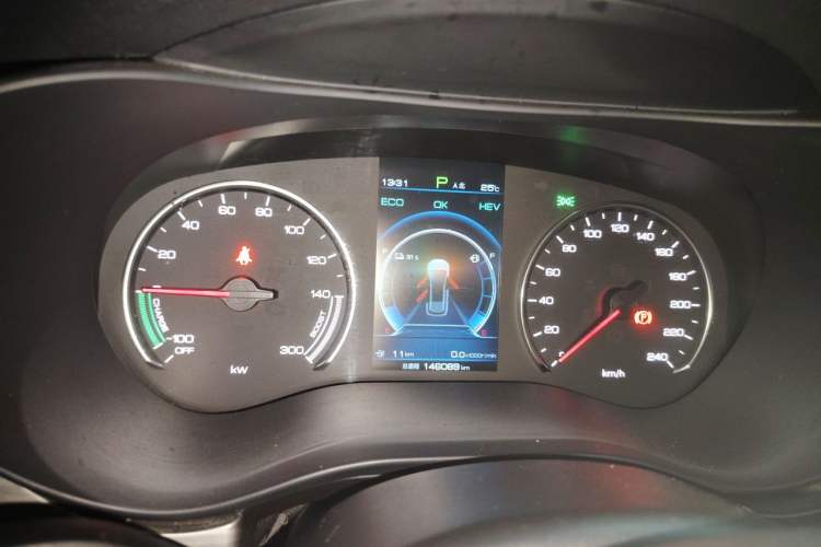 Used BYD Song MAX New Energy 2019 DM 1.5T Smart Connect Advanced 7-Seater China VI Standard Instrument Cluster