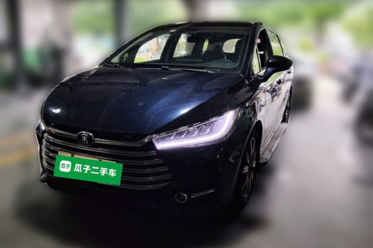 Used BYD Song MAX New Energy 2019 DM 1.5T Smart Connect Enjoyment Model 6-Seater China V Standard Guazi used car, China used car export, Used car for sale, Used  cars, Cheapest cars for sale