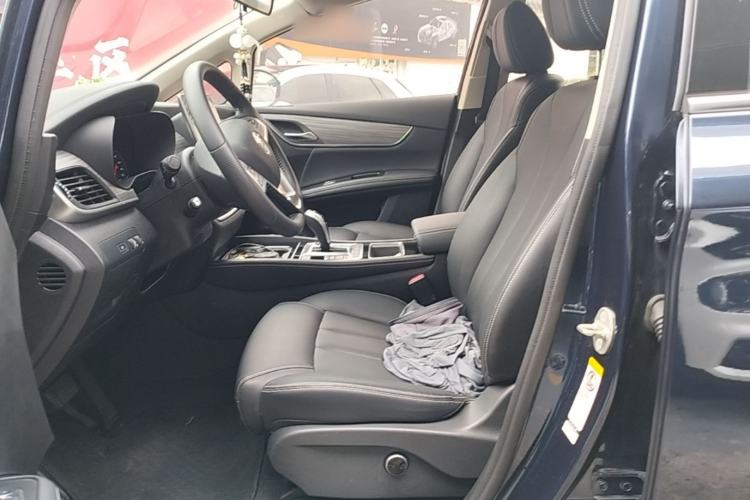 Used BYD Song MAX New Energy 2019 DM 1.5T Smart Connect Advanced 6-Seater China VI Standard Left Front Seat
