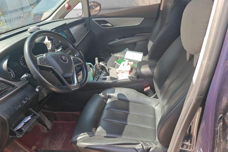 Used BYD Song MAX New Energy 2019 DM 1.5T Smart Connect Advanced 6-Seater China VI Standard Left Front Seat