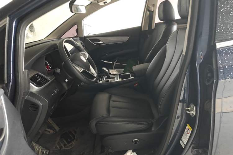 Used BYD Song MAX New Energy 2019 DM 1.5T Smart Connect Advanced 7-Seater China VI Standard Left Front Seat