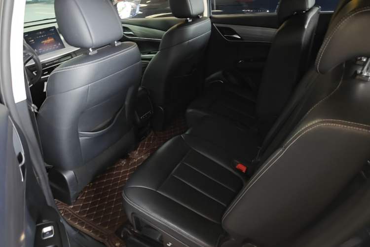 Used BYD Song MAX New Energy 2019 DM 1.5T Smart Connect Advanced 7-Seater China VI Standard Left Rear Seat