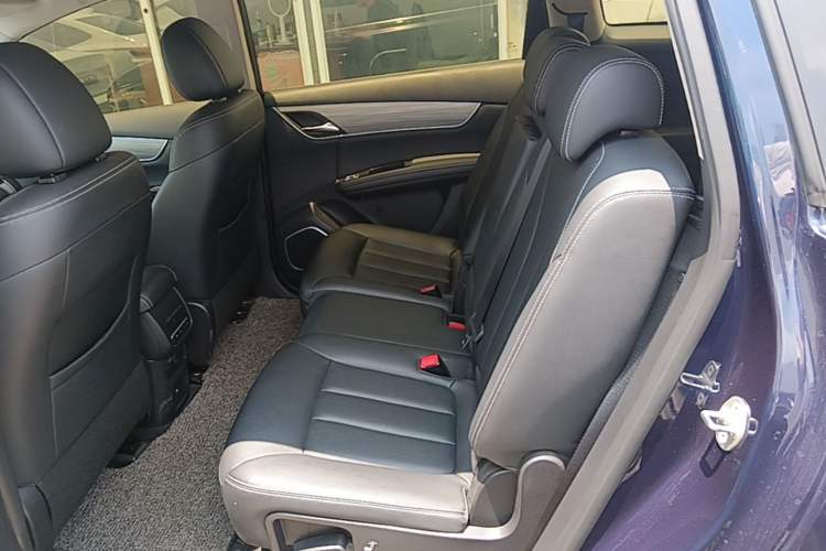 Used BYD Song MAX New Energy 2019 DM 1.5T Smart Connect Advanced 7-Seater China VI Standard Left Rear Seat