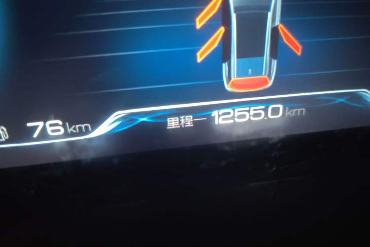 Used BYD Song MAX New Energy 2019 DM 1.5T Smart Connect Enjoyment Model 7 Seats China V Emission Standard Odometer Close Up