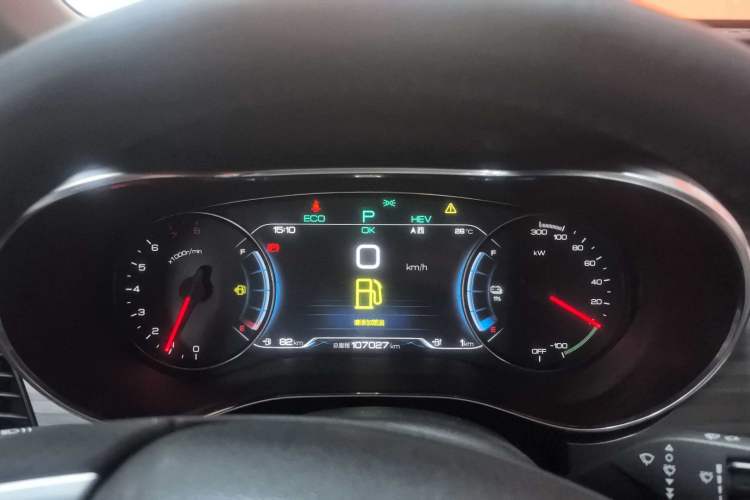 Used BYD Song MAX New Energy 2019 DM 1.5T Smart Connect Enjoyment Model 7 Seats China V Emission Standard Odometer Close Up