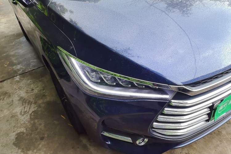 Used BYD Song MAX New Energy 2019 DM 1.5T Smart Connect Enjoyment Model 7 Seats China VI Standard Right Front Headlight