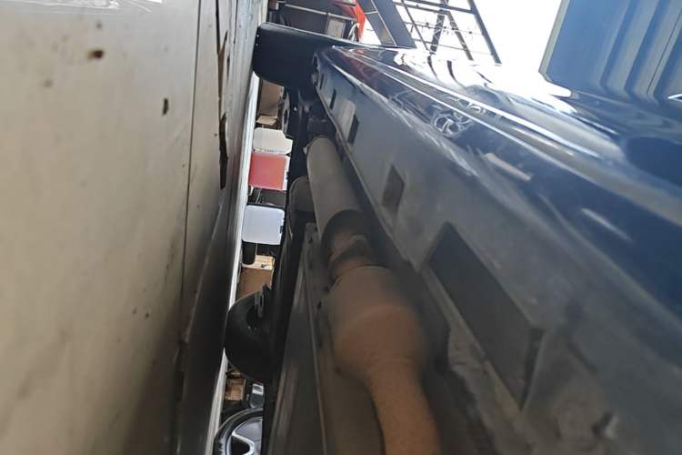 Used BYD Song MAX New Energy 2019 DM 1.5T Smart Connect Advanced 7-Seater China VI Standard Right Side Sill