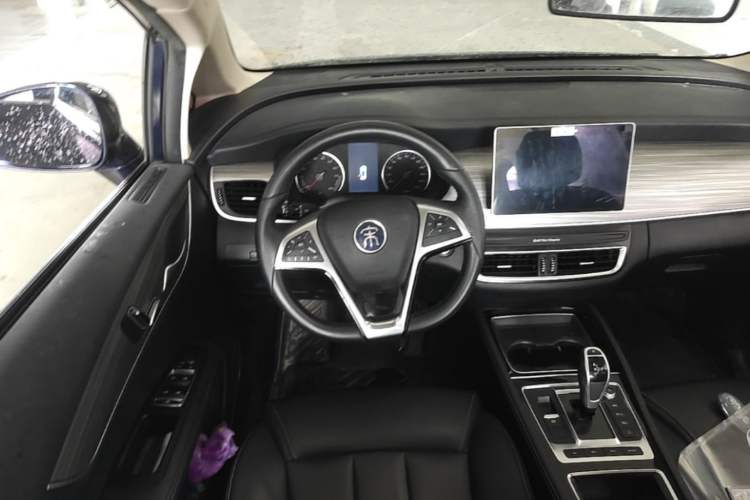 Used BYD Song MAX New Energy 2019 DM 1.5T Smart Connect Advanced 7-Seater China VI Standard Steering Wheel