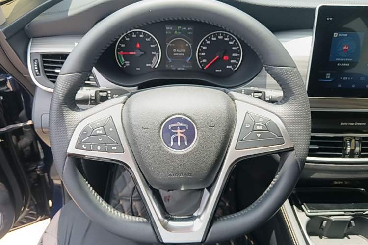 Used BYD Song MAX New Energy 2019 DM 1.5T Smart Connect Advanced 7-Seater China VI Standard Steering Wheel