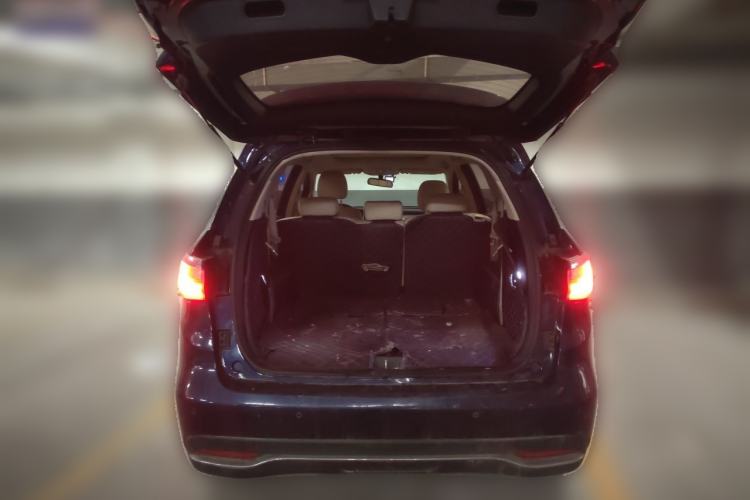 Used BYD Song MAX New Energy 2019 DM 1.5T Smart Connect Enjoyment Model 7 Seats China V Emission Standard Trunk