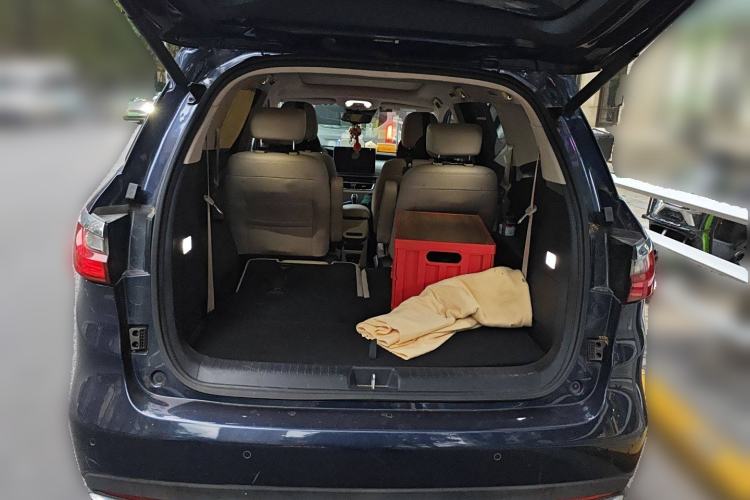 Used BYD Song MAX New Energy 2019 DM 1.5T Smart Connect Zhiyao Model 6 Seats China VI Standard Trunk