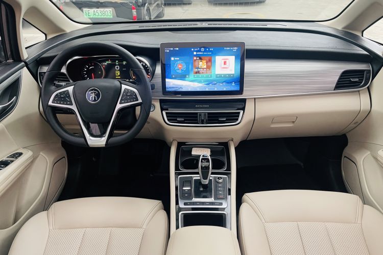 Used BYD Song MAX New Energy 2019 DM 1.5T Smart Connect Zhiyao Model 6-Seater China V Emission Standard Audio And AC Panel