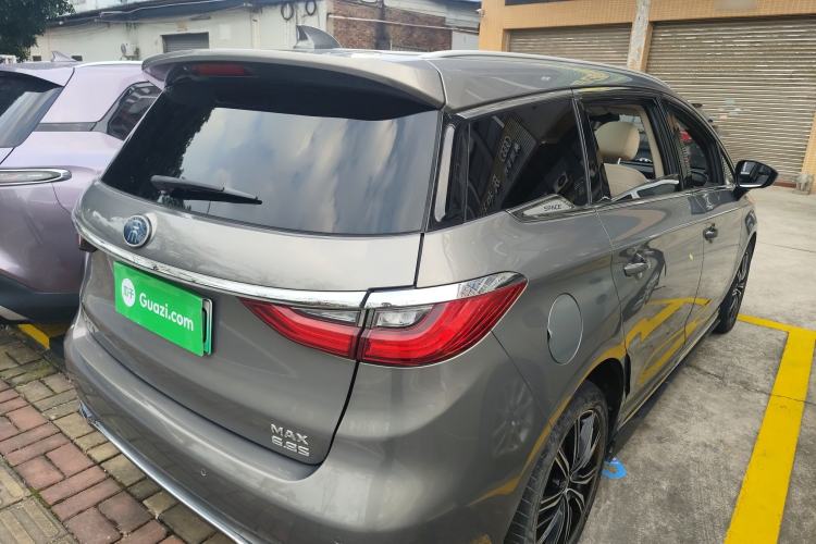 Used BYD Song MAX New Energy 2019 DM 1.5T Smart Connect Enjoyment Model 6-Seater China V Standard Exterior 5