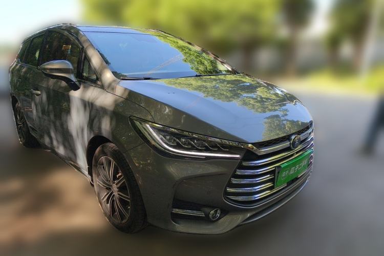 Used BYD Song MAX New Energy 2019 DM 1.5T Smart Connect Zhiyao Model 6-Seater China V Emission Standard Front Right 45 Deg