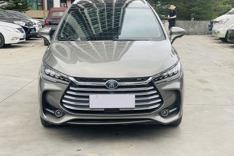 Used BYD Song MAX New Energy 2019 DM 1.5T Smart Connect Zhiyao Model 6-Seater China V Emission Standard Front