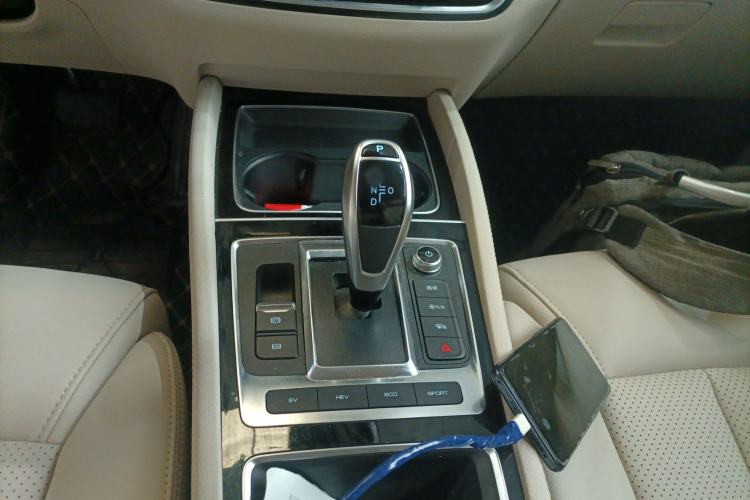 Used BYD Song MAX New Energy 2019 DM 1.5T Smart Connect Zhiyao Model 6-Seater China V Emission Standard Gear Lever