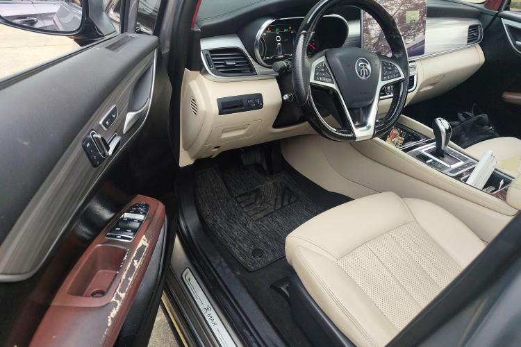Used BYD Song MAX New Energy 2019 DM 1.5T Smart Connect Enjoyment Model 6-Seater China V Standard Interior 3