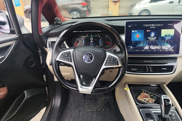 Used BYD Song MAX New Energy 2019 DM 1.5T Smart Connect Enjoyment Model 6-Seater China V Standard Steering Wheel