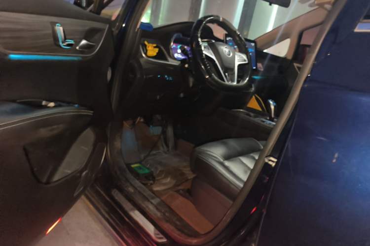 Used BYD Song MAX New Energy 2019 DM 1.5T Smart Connect Enjoyment Model 7 Seats China VI Standard Driver Seat